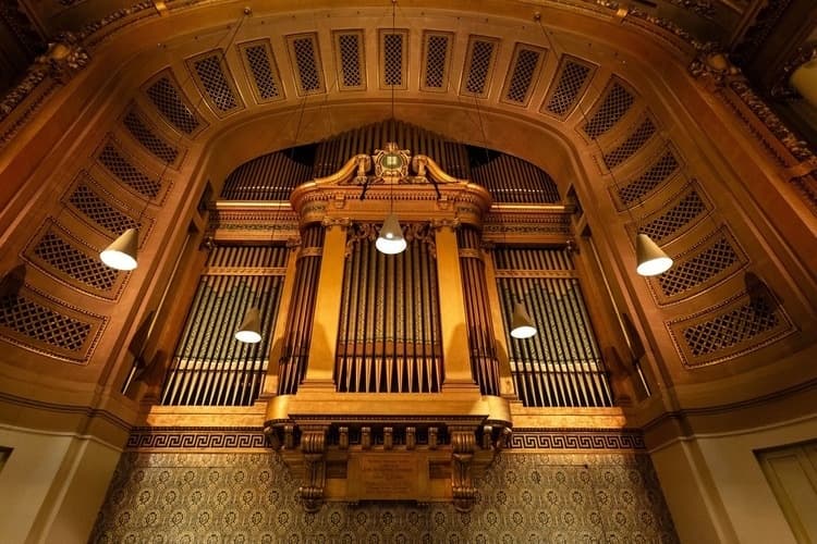 Great Organ Music at Yale with Wolfgang Zerer