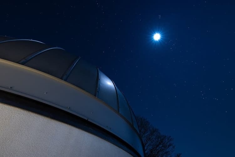 Public Nights at the Leitner Family Observatory & Planetarium